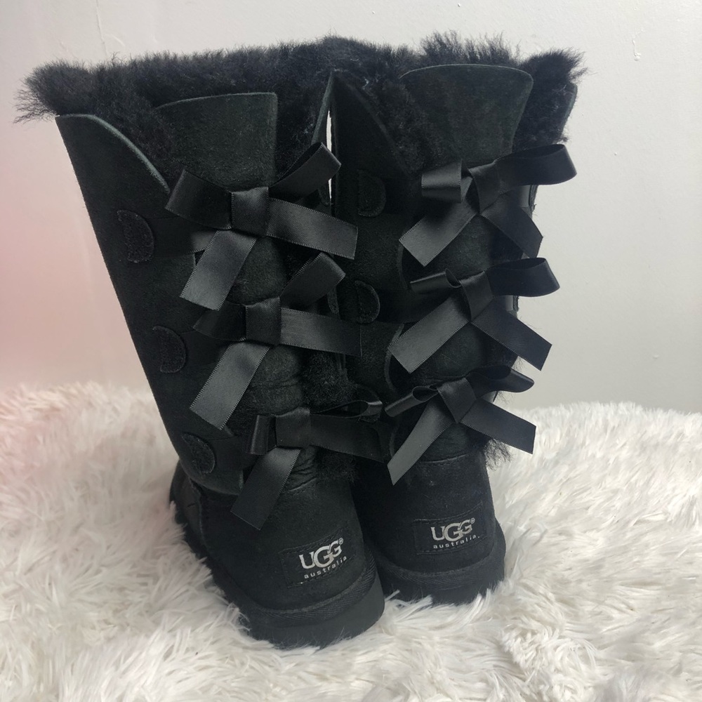 SALE✨ UGG Bailey Bow Tall Boots